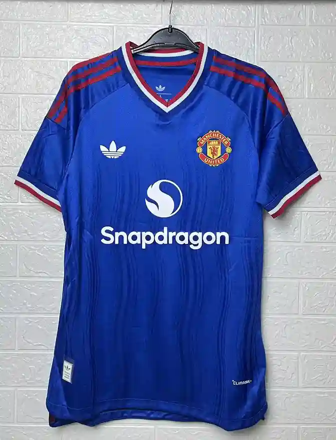 Man U Away